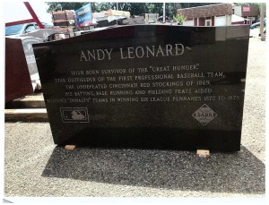 Leonard monument back